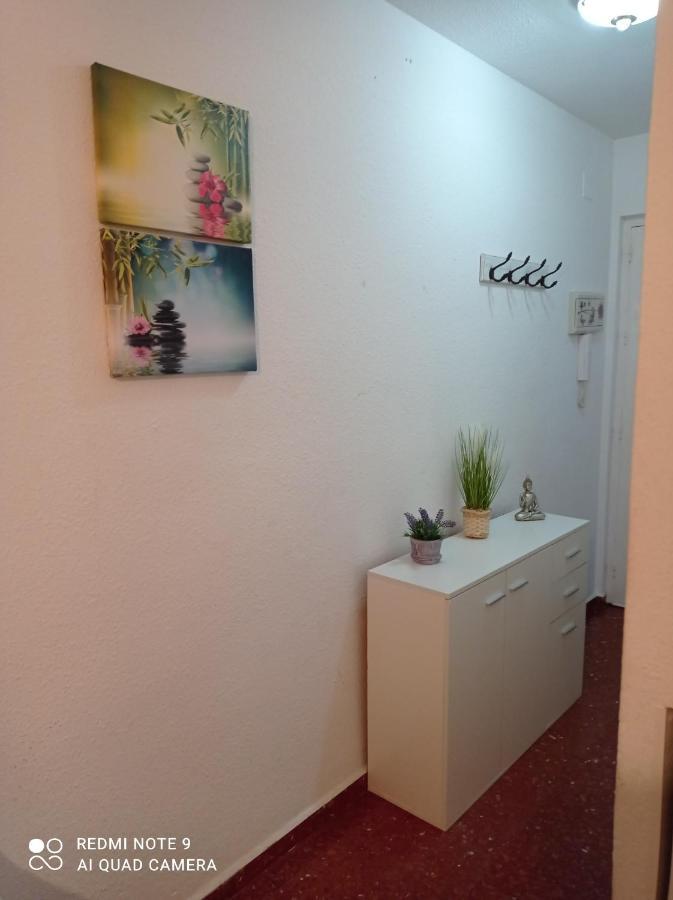 Estudio Caleta De Velez Luaran gambar