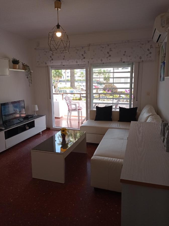 Estudio Caleta De Velez Luaran gambar