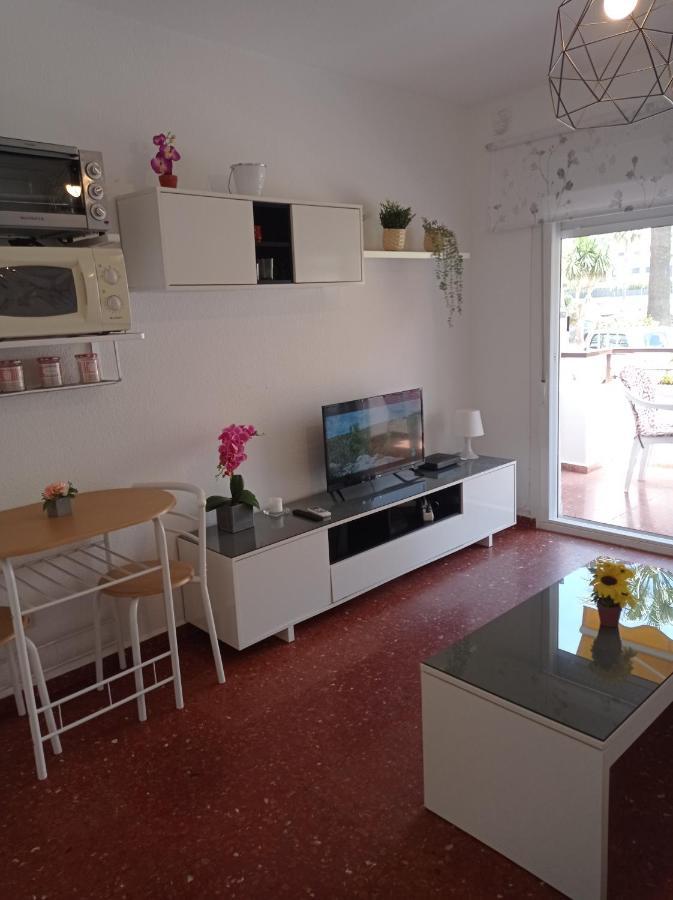 Estudio Caleta De Velez Luaran gambar