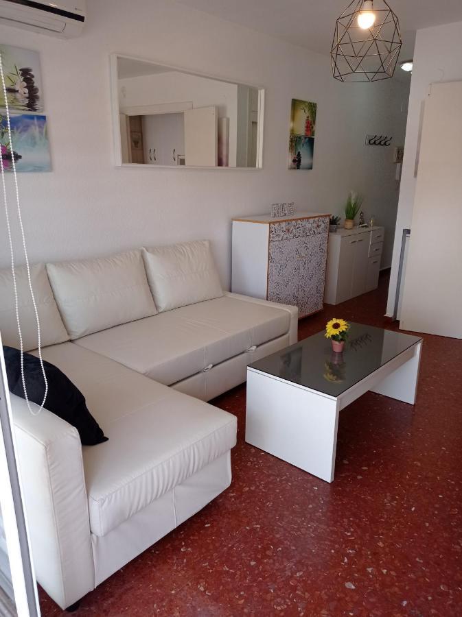 Estudio Caleta De Velez Luaran gambar