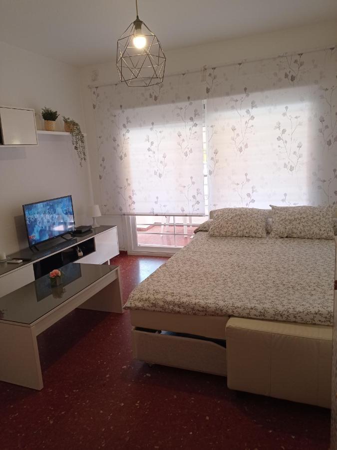 Estudio Caleta De Velez Luaran gambar
