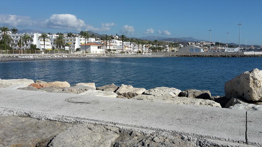 Estudio Caleta De Velez Luaran gambar