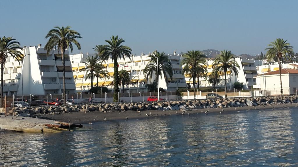 Estudio Caleta De Velez Luaran gambar