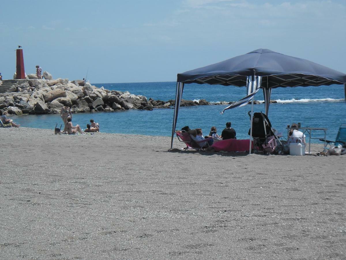 Estudio Caleta De Velez Luaran gambar