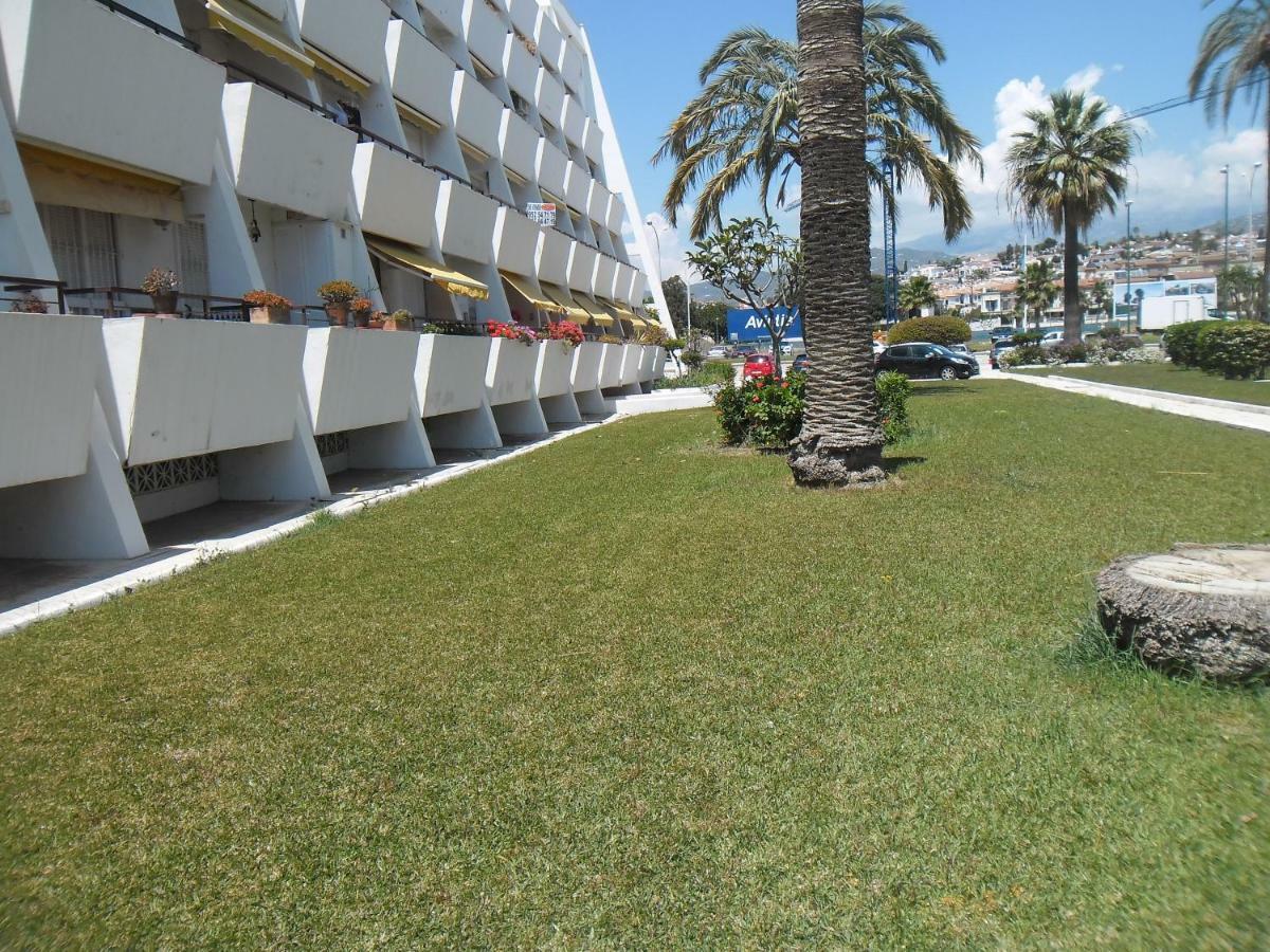 Estudio Caleta De Velez Luaran gambar